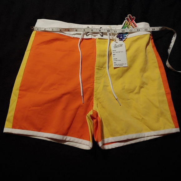 Hammies Boardrider Trunk - Picture 3 of 5